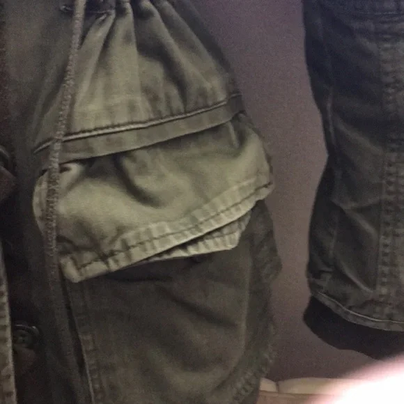 Beautiful khaki army Parka jacket - Picture 4 of 9